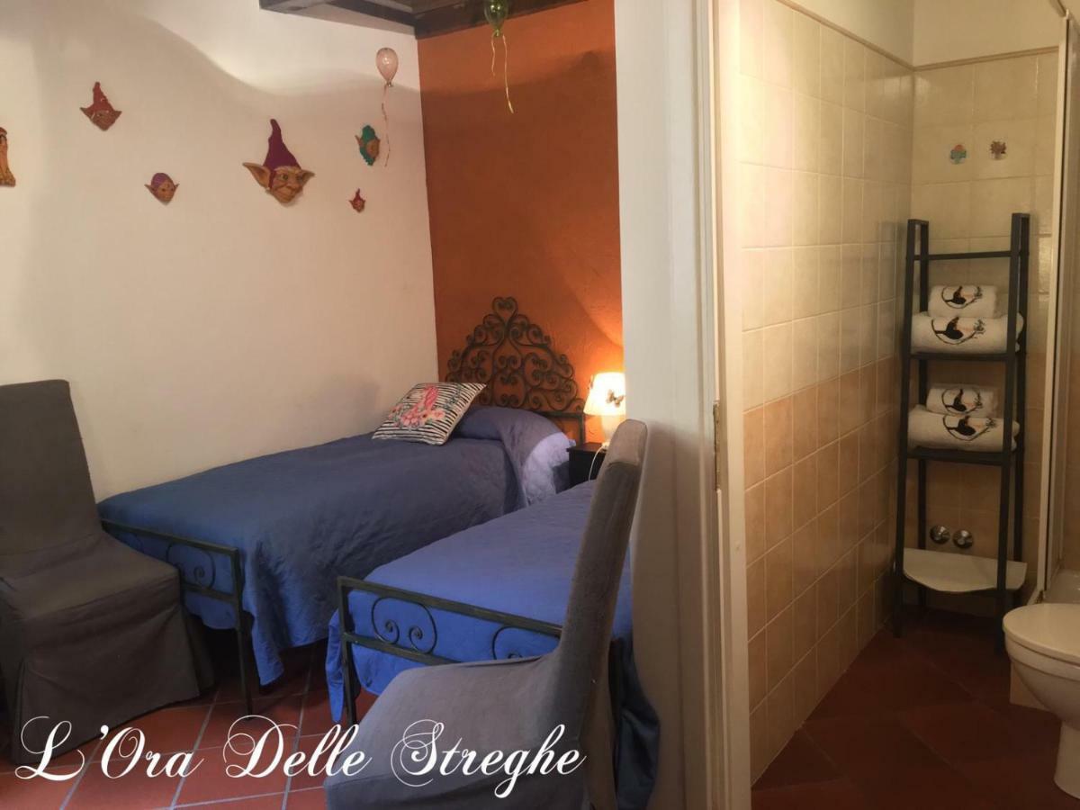 ליבורנו L'Ora Delle Streghe B&B Centralissimo מראה חיצוני תמונה